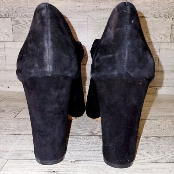 Vince Camuto black suede peep toe mary jane pump/heel.  ^ - Picture 6 of 10